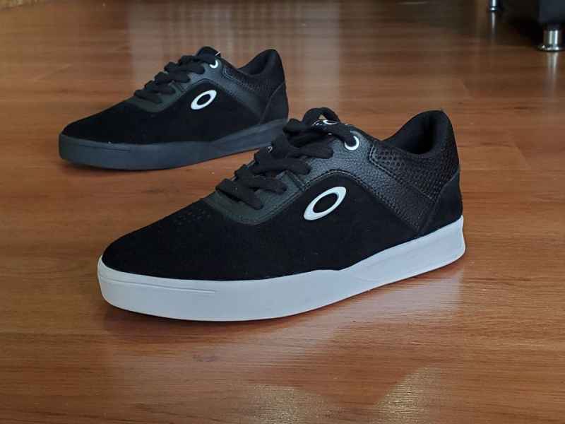 FutuTiendas - TENIS OAKLEY SERIE 2